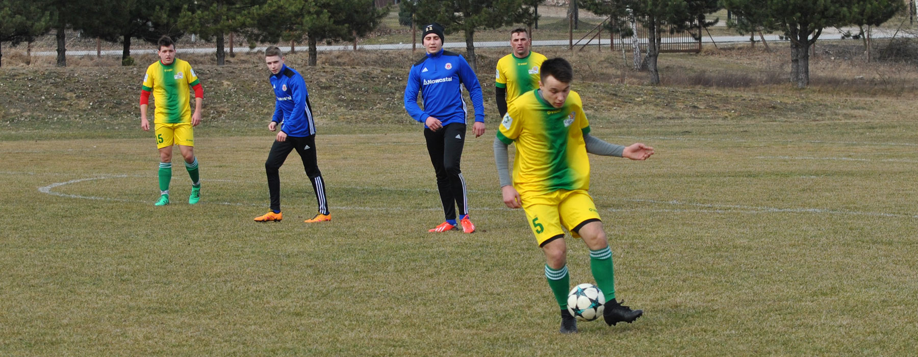 2019.03.10 Pilica Nowe Miasto 3:0 Orlęta Cielądz 2019.03.10 Pilica Nowe Miasto 3:0 Orlęta Cielądz