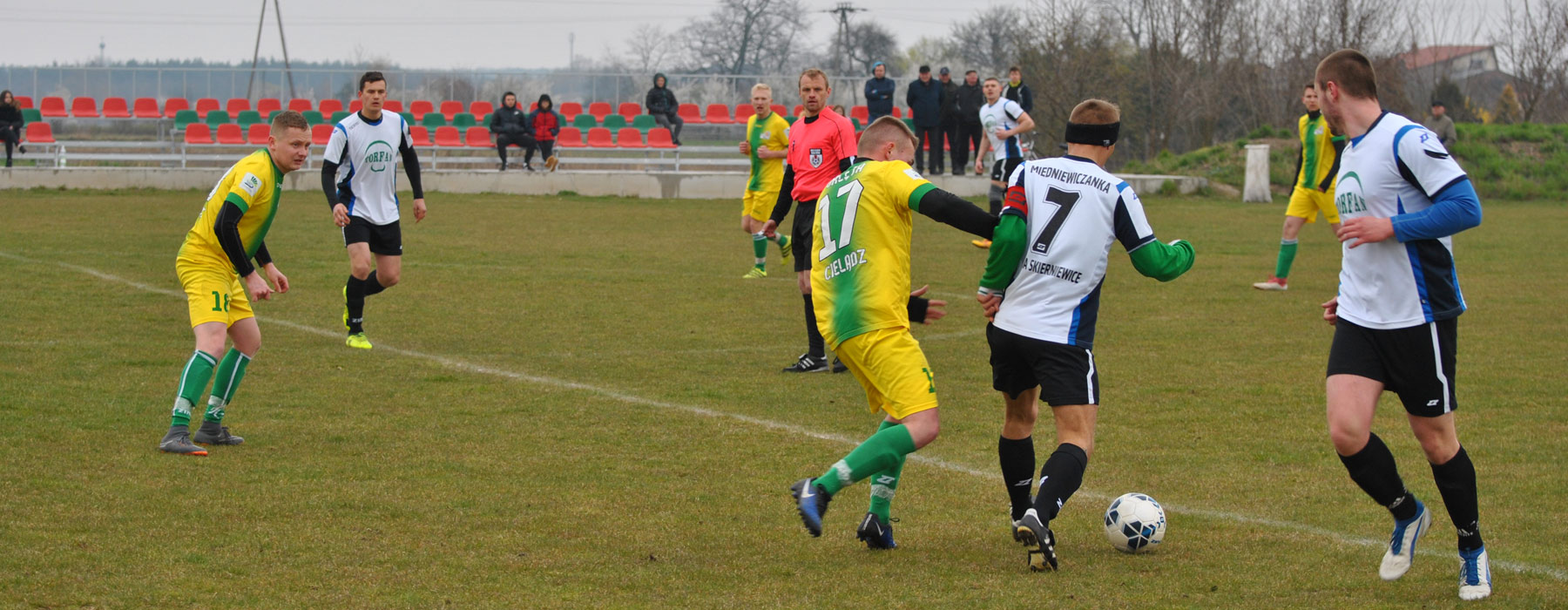 2019.04.13 Miedniewiczanka Miedniewice 1:7 Orlęta Cielądz 2019.04.13 Miedniewiczanka Miedniewice 1:7 Orlęta Cielądz