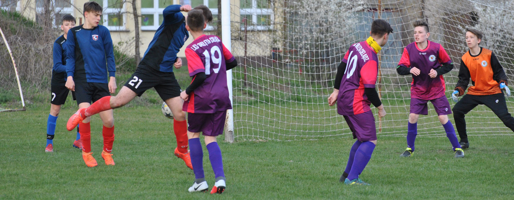 2019.04.09 GKS Bedlno 3:0 Orlęta Cielądz (C1) 2019.04.09 GKS Bedlno 3:0 Orlęta Cielądz (C1)